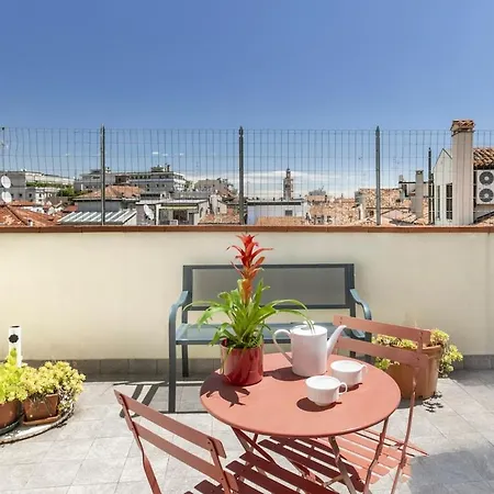 Colore & Design - A Due Passi Piazza Delle Erbe Apartament Padwa